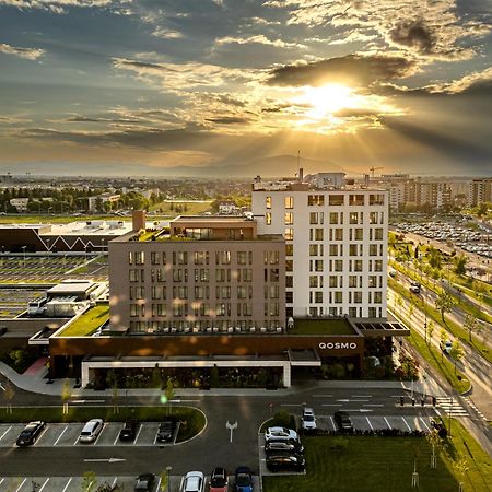 Qosmo Brasov Hotel Zewnętrze zdjęcie