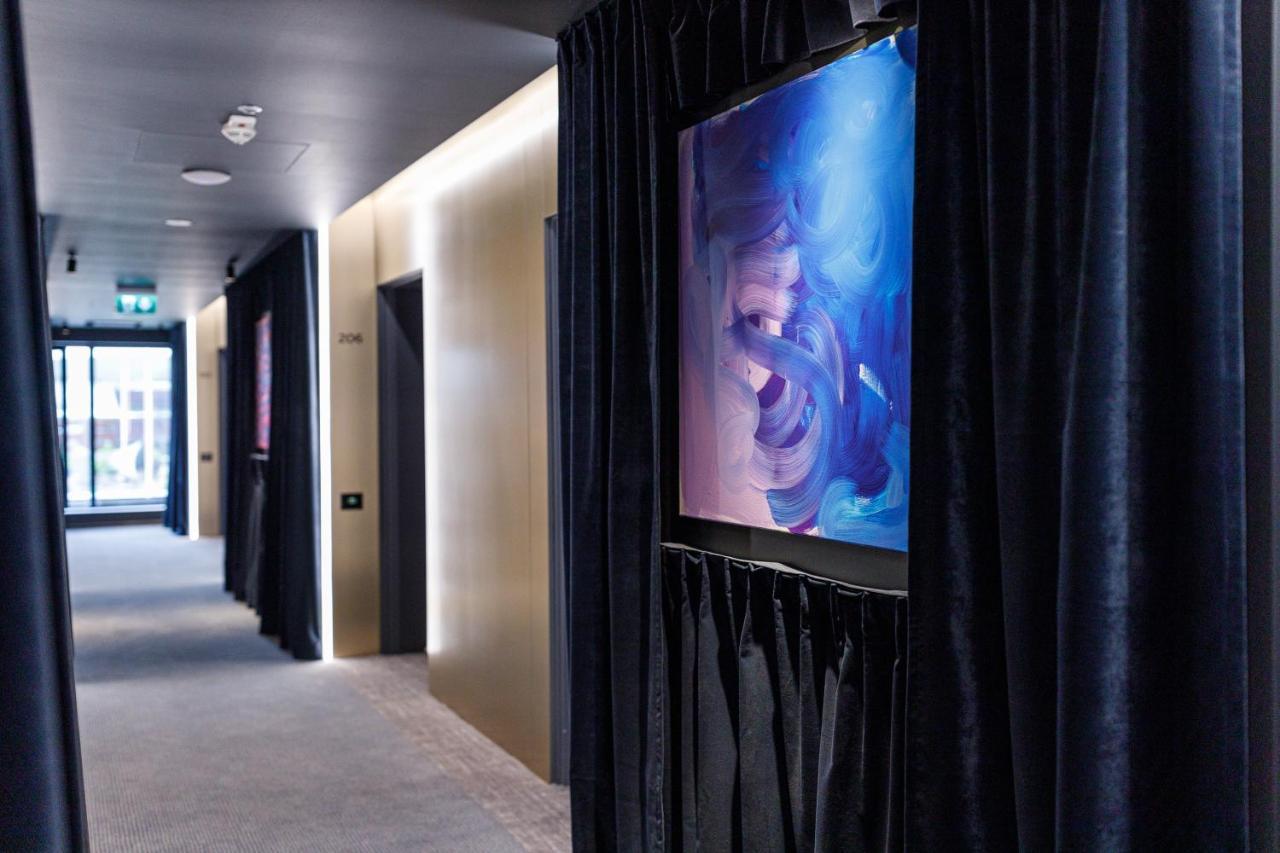 Qosmo Brasov Hotel Zewnętrze zdjęcie