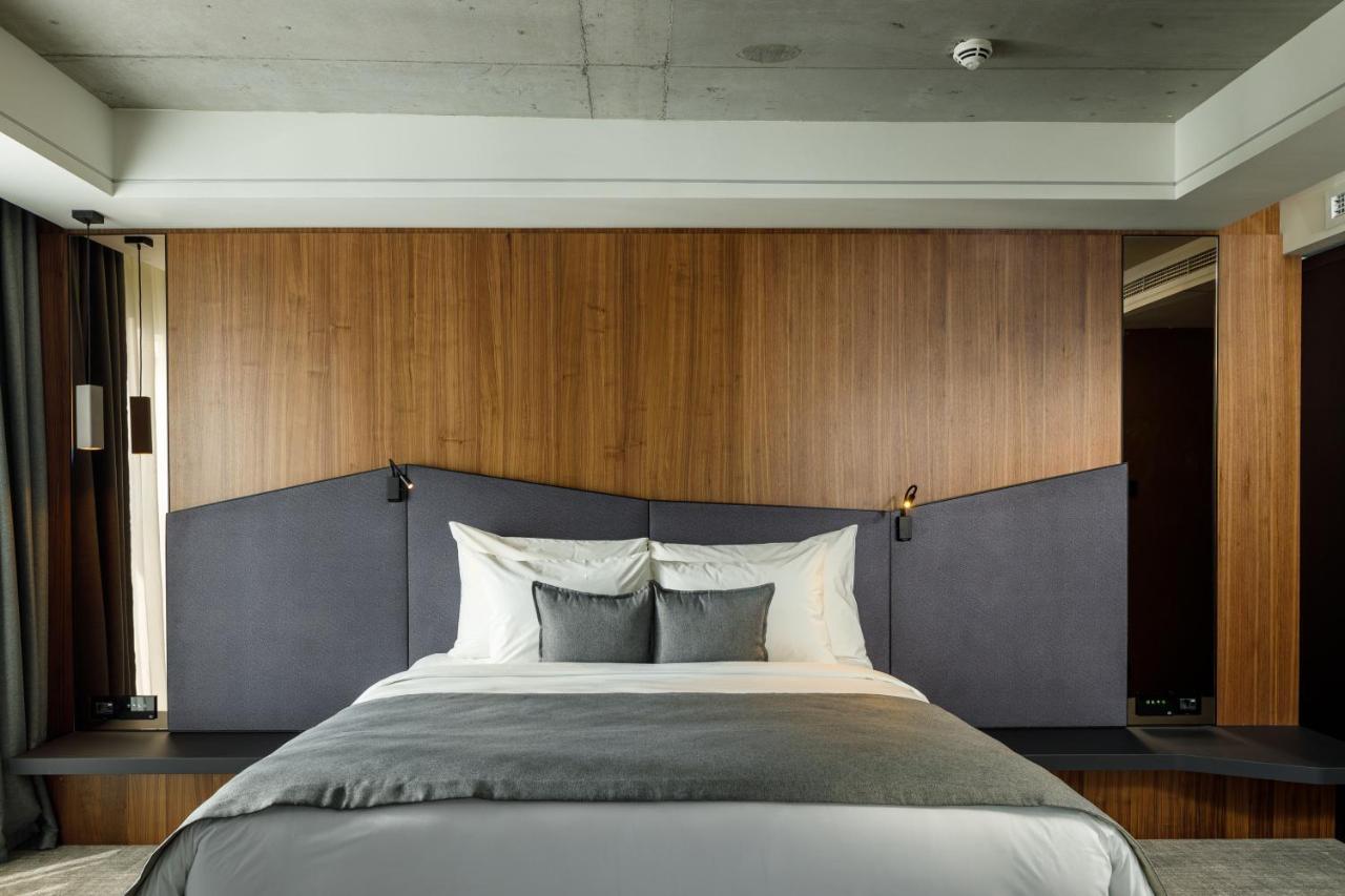Qosmo Brasov Hotel Zewnętrze zdjęcie