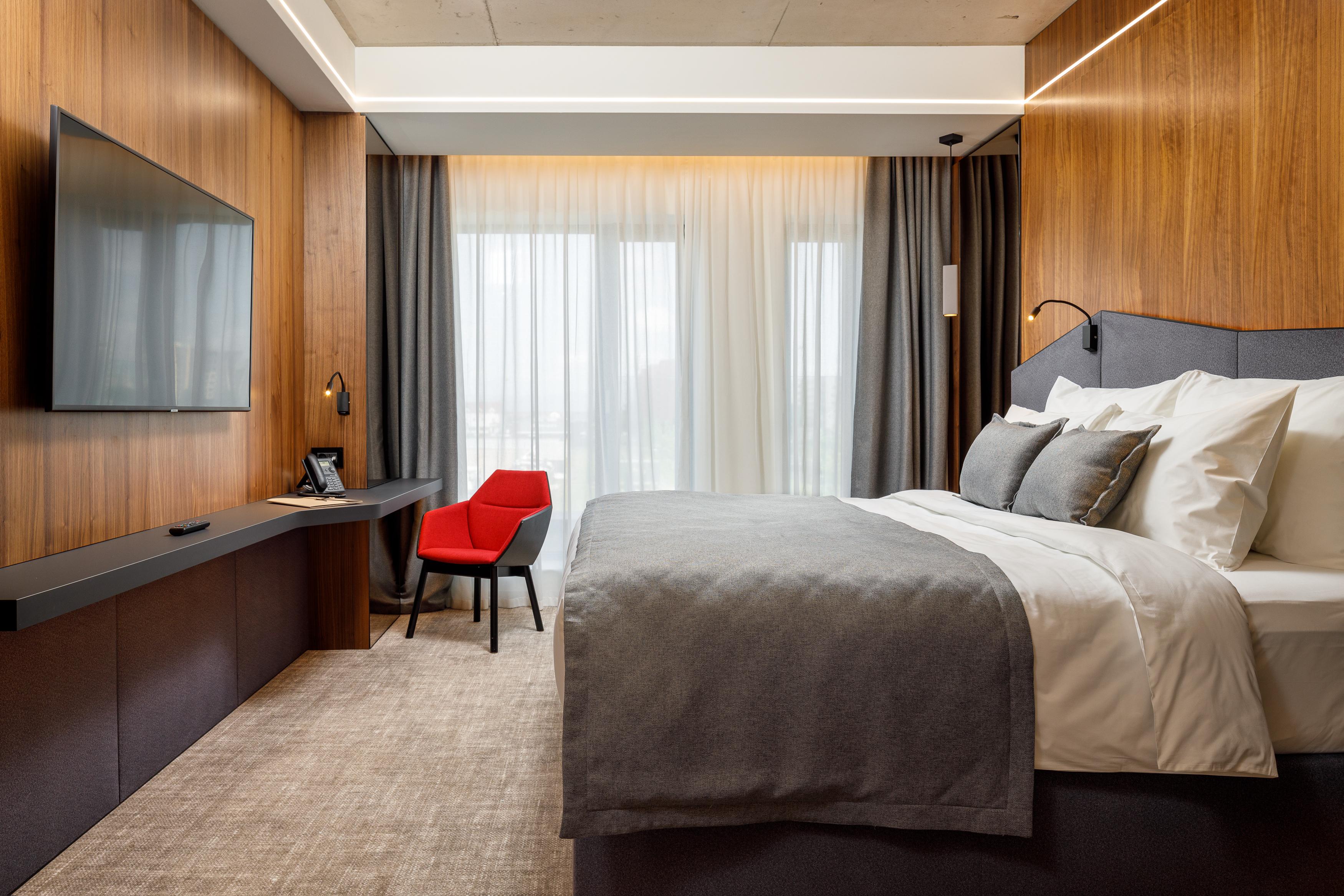 Qosmo Brasov Hotel Zewnętrze zdjęcie